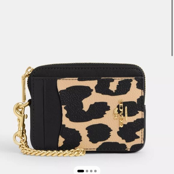 Coach zip card case with chain NWT PRICE FIRM - Picture 1 of 5